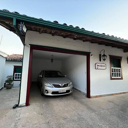 Estadia Das Gerais - Casa De Hospedes Adoravel Com Jacuzzi オウロ・プレット エクステリア 写真