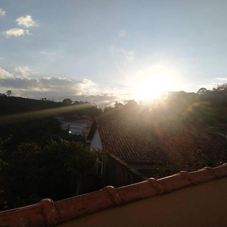 Estadia Das Gerais - Casa De Hospedes Adoravel Com Jacuzzi オウロ・プレット エクステリア 写真