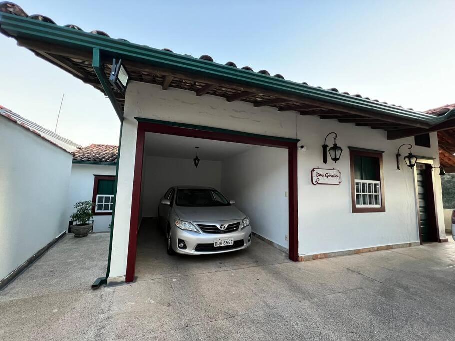Estadia Das Gerais - Casa De Hospedes Adoravel Com Jacuzzi オウロ・プレット エクステリア 写真