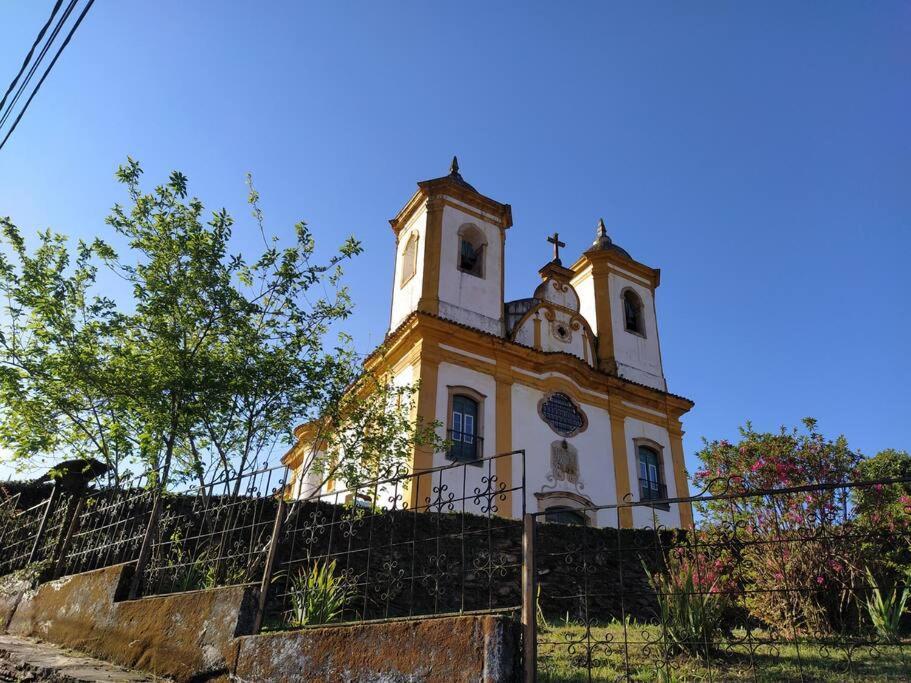 Estadia Das Gerais - Casa De Hospedes Adoravel Com Jacuzzi オウロ・プレット エクステリア 写真